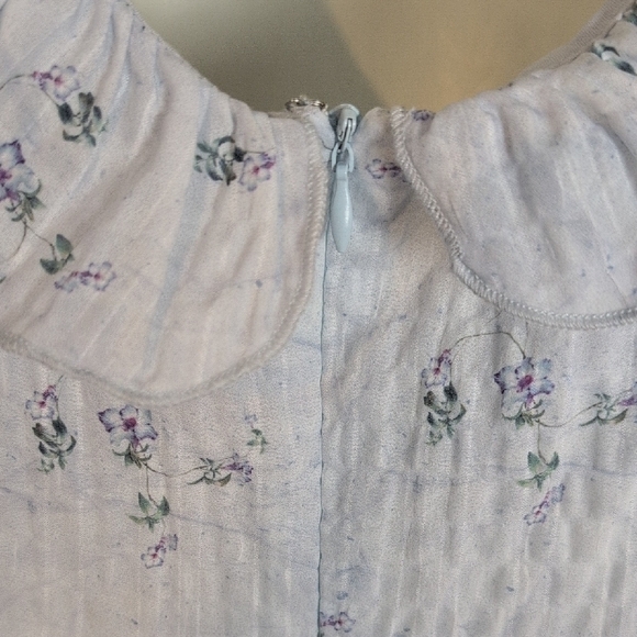 Lulus NWT Velia Floral Textured Flutter Sleeve Mini Dress - Picture 6 of 11